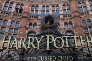 Казковий спектакль на серйозні теми отримав театрального «Оскара»