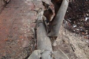 Телеведучий Кондратюк показав, чим рашисти обстріляли його будинок (Фото) 