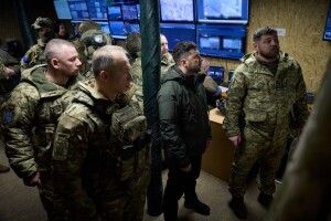 Президент приїхав в Куп'янськ на передовий командний пункт «волинської» бригади