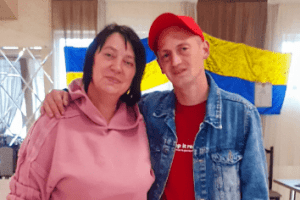 «У свої 29 Максим не 8 місяців – 8 років на війні»: волинянка похвалилася дорогим гостем (Відео)