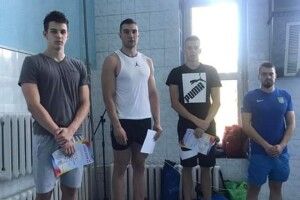 Ковельські плавці привезли зі змагань багато медалей 