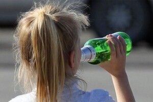 14-річна дівчинка так відсвяткувала 9 травня, що впала в алкогольну кому