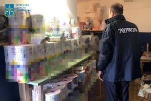Група волинян організувала підпільне виробництво побутової хімії (Фото)