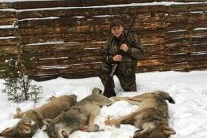Рівненський чиновник похизувався звірячими вбивствами (ФОТО)