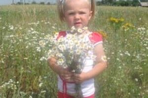 ФОТО НА КОНКУРС: найгарніша квіточка — донечка Іриночка