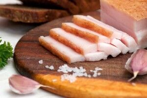 Невдовзі сало може перетворитися на їжу багатіїв