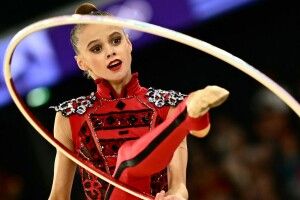 Україна сьогодні тримає кулаки за 16-річну дівчину в Парижі