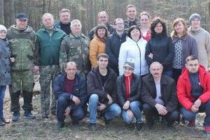 Волинські чиновники садять дерева, екологічна культура зростає