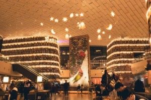 Фантастична оздоба з…книг!