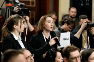 Журналістка 5 каналу зазнала кібербулінгу після запитання Зеленському
