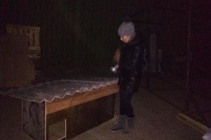 І Порошенко носа не підточить: подружжя лучан зробило будку (фото)