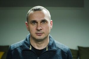 Сенцов: «Закрити телесмітники Медведчука - найкраще рішення влади за останній час»