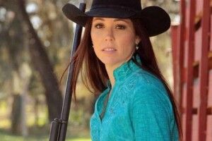 Активістку, яка виступала за вільне носіння зброї, підстрелив чотирирічним син