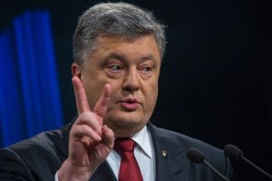 Президент-мільйонер Порошенко задекларував навіть… жіночі сумочки