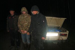 Троє зловмисників присмокталися до нафтопроводу (фото)