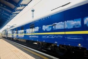 Укрзалізниця додала вагони в поїзд «Київ–Варшава», який курсує через Ковель