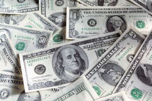 Як побороти корупцію на митниці, коли вони возять на Київ по 600 000 доларів данини?