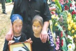 ТРИ ДОМОВИНИ В ОДНІЙ ХАТІ