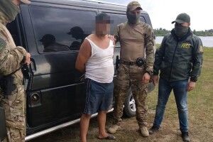 На Волині прикордонники затримали організатора протиправного угруповання по переміщенню контрабандних сигарет (Фото, відео)
