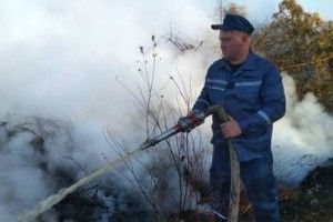 Волинські рятувальники гасять торф у трьох районах