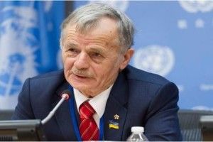 Окупанти завезли в Крим близько 300 тисяч росіян
