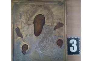 За спробу вивезти з України культурні цінності через волинські митні пости судитимуть двох громадян (Фото)