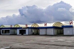 У Луцьку до Нового ринку пустять безплатні автобуси. Там обіцяють нижчі ціни