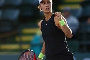 Українка Калініна яскраво перемогла суперницю з білорусі у Чарльстоні 