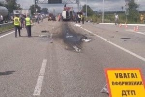 Рейсовий автобус, який потрапив у страшну ДТП на трасі Київ-Чоп, був у технічно несправному стані