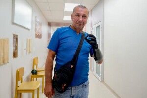 У Львові медики рятували батька й сина з Волині, яких поранили дрони