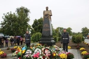 На Одещині замість Леніна встановили пам’ятник генералові Російської імперії (фото)