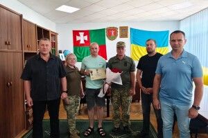 За мужність та пролиту кров: волинському ветерану вручили державну відзнаку 