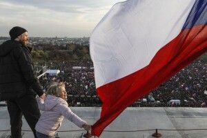 Прем'єр-міністр Чехії розповів, як можна зупинити Путіна