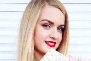 Чоловік волинянки, яка загинула в авіакатастрофі МАУ, щодня купує квіти і йде на могилу (Відео)