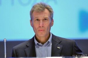 Хто з «друзів» путіна досі має високі звання від України і продовжує підтримувати агресію проти нашої країни