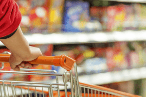 Топ-5 продуктів, які найбільше подорожчали та подешевшали