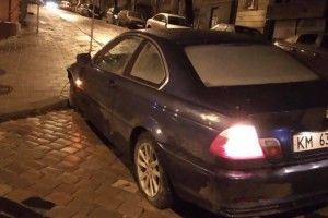 Водій, що переїхав жінку на зупинці у Львові, виявився поліцейським