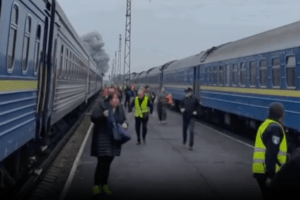 Обстріл Волині: поїзд, де їхав Борис Джонсон, евакуювали