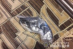 У жителя Луцька поліція вилучила пістолет