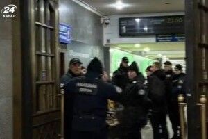 У Львові чоловік на головному вокзалі вчинив стрілянину 