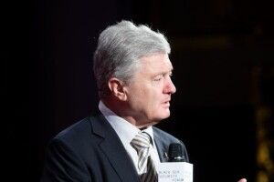 Порошенко: зараз є вікно можливостей, щоб примусити путіна до миру