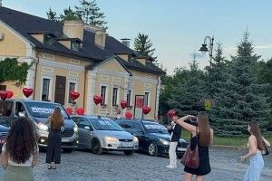 Біля Замку Любарта освідчився закоханий