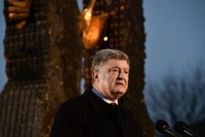 Порошенко: «Росія - правонаступник СРСР, а тому повинна відповісти за радянські злочини»