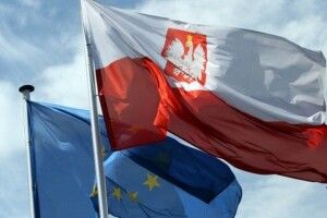 Єврокомісія схвалила санкції проти... Польщі