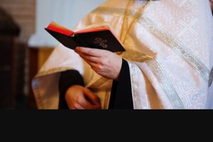 На Волині священник за 10 тисяч доларів висвятив у диякони... ухилянта