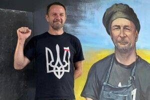 У Рівне приїхав відомий польський пекар, який привіз 500 кілограмів борошна в Бучу