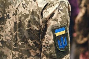 Вибухівку викинули прямо з автомобіля, що проїжджав повз будівлю ТЦК 