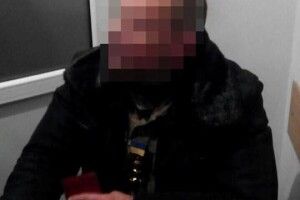 У Львові затримали чоловіка з підробленими документами