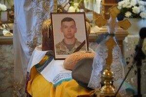 У Володимирі провели в останню путь захисника Юрія Ролюка