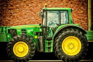 На Волині перекинувся трактор: водій загинув на місці